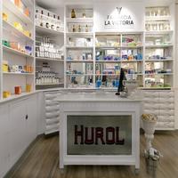 Customized wall mounted floor stand pharmacy furniture for shop interior decoration